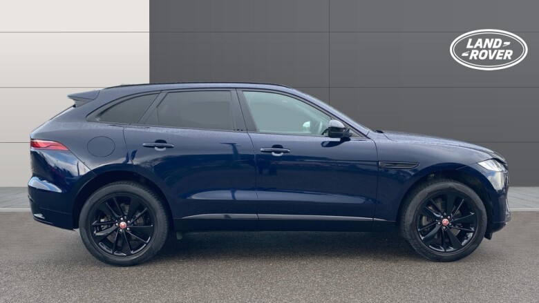 Jaguar F-Pace 2.0 D200 R-Dynamic Black 5dr Auto AWD Diesel Estate